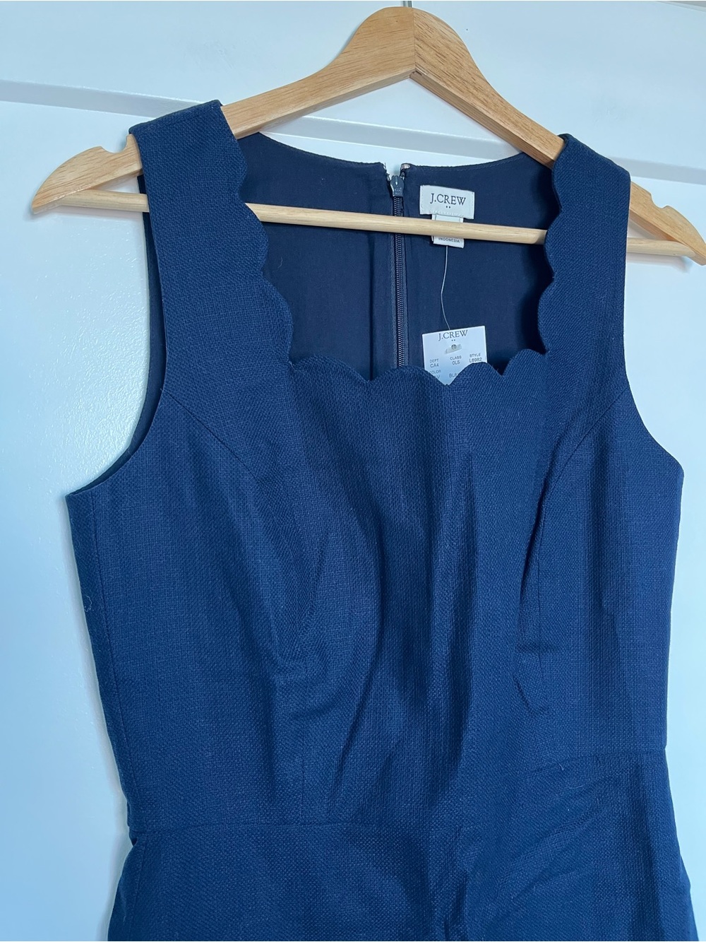 J.Crew Navy Scalloped Sheath Dress Size 2 NWT Lined Cotton Workwear - Picture 2 of 13